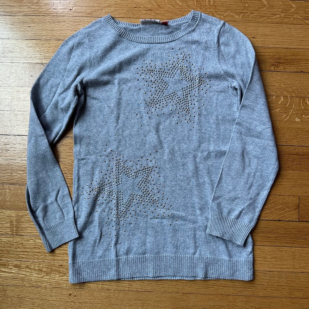 SO Girl's Crewneck Sweater, Light Grey with Star Design